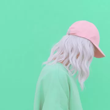 周婷